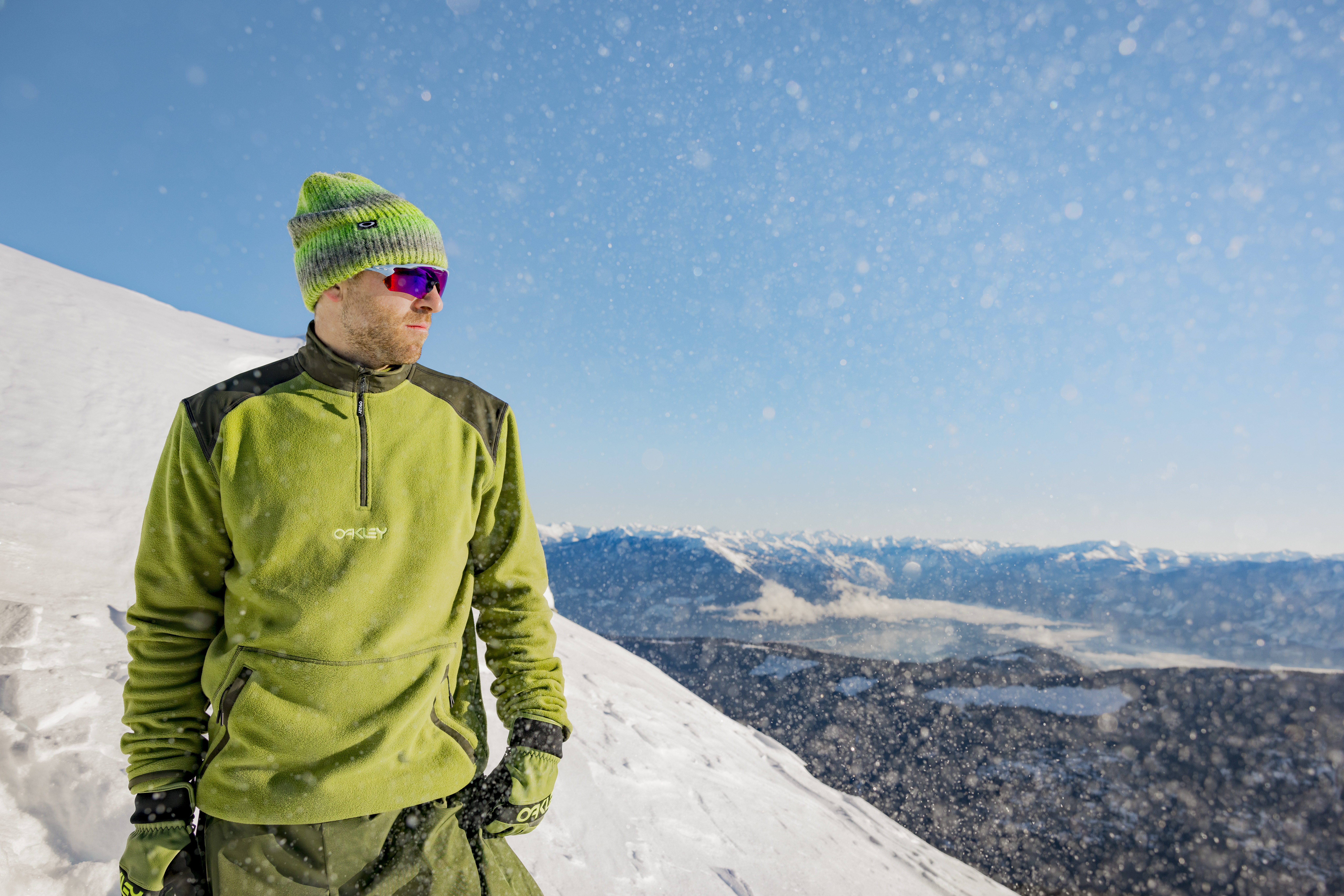MASTER THE ELEMENTS WITH THE OAKLEY® 2024 SNOW COLLECTION